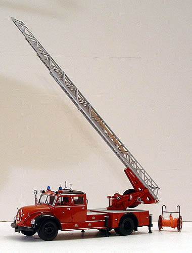 Die-Cast Fire and Emergency Vehicles - Aerial Ladders